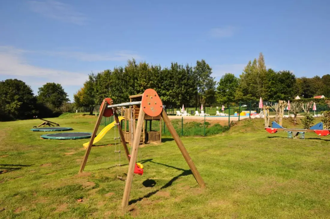 Camping La Colline4 étoiles★★★★
