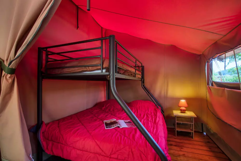 Flower Camping La Sagne 3 étoiles★★★