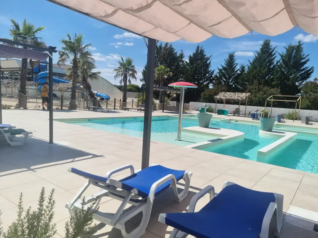 Camping Ushuaïa Villages Les Chalets de Moulière 2 étoiles★★