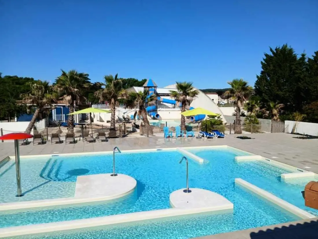 Camping Ushuaïa Villages Les Chalets de Moulière 2 étoiles★★