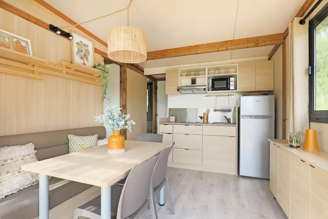 Camping Ushuaïa Villages Les Chalets de Moulière 2 étoiles★★