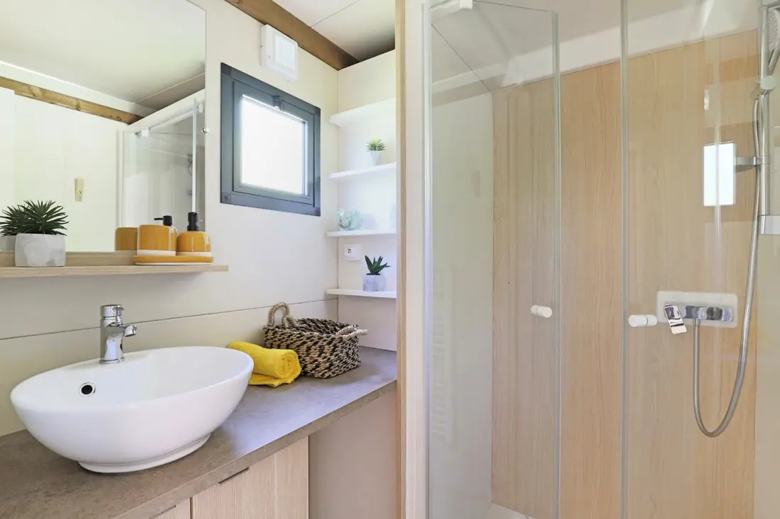 Camping Ushuaïa Villages Les Chalets de Moulière 2 étoiles★★