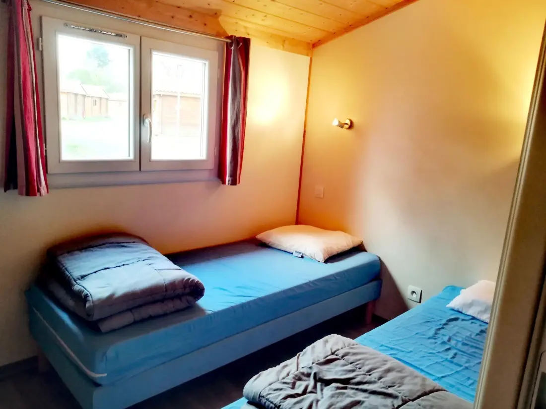 Camping Ushuaïa Villages Les Chalets de Moulière 2 étoiles★★