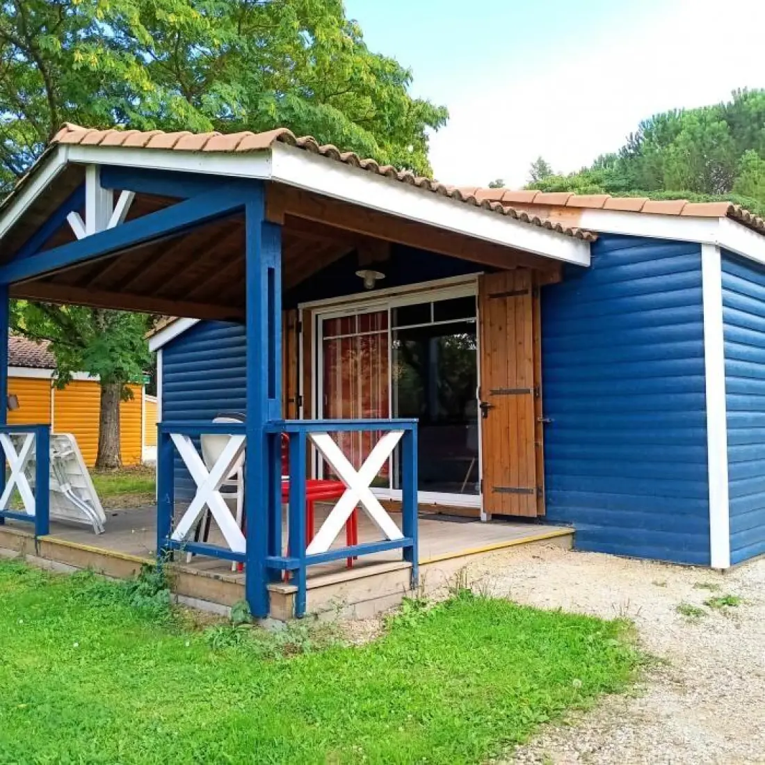 Camping Ushuaïa Villages Les Chalets de Moulière 2 étoiles★★