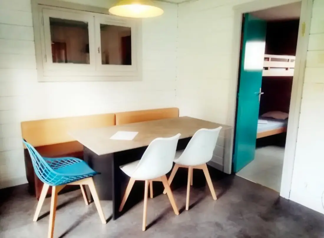 Camping Ushuaïa Villages Les Chalets de Moulière 2 étoiles★★