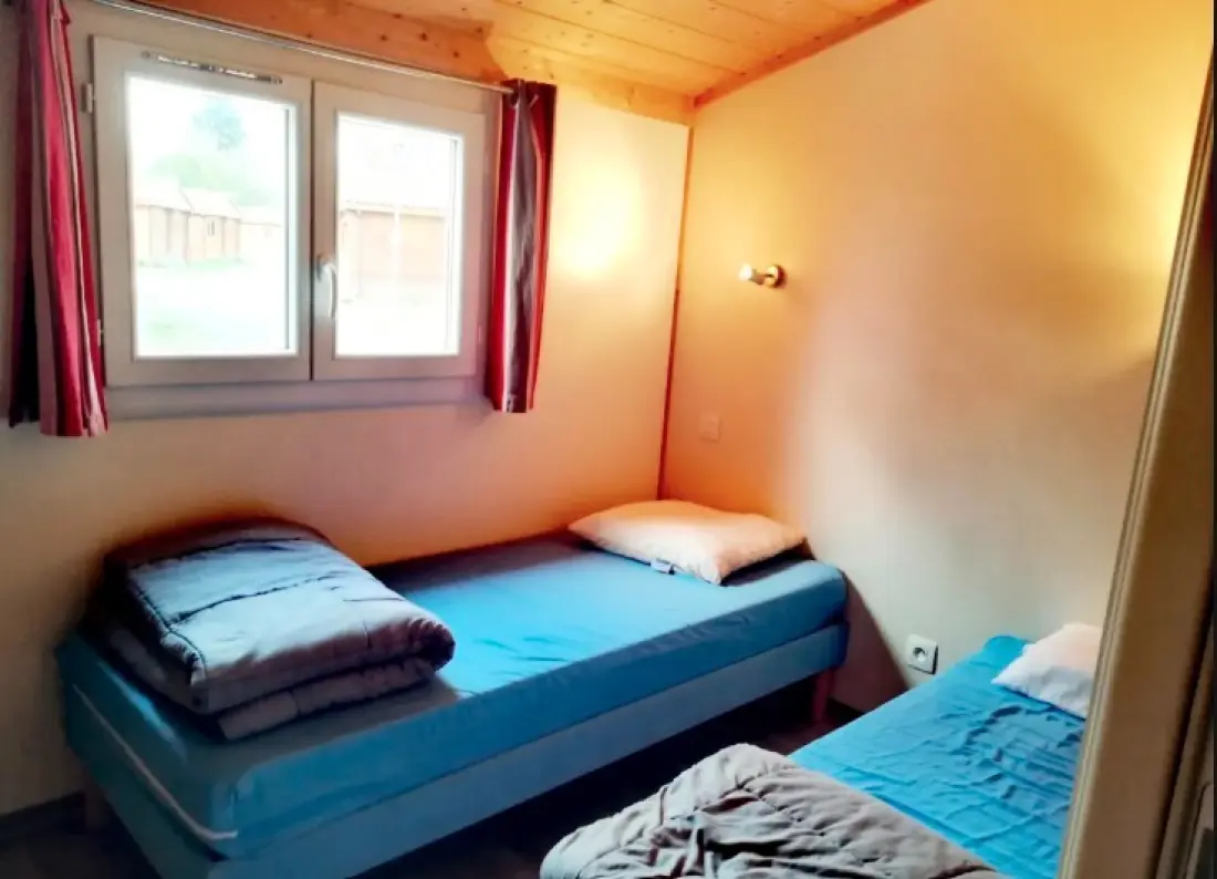 Camping Ushuaïa Villages Les Chalets de Moulière 2 étoiles★★