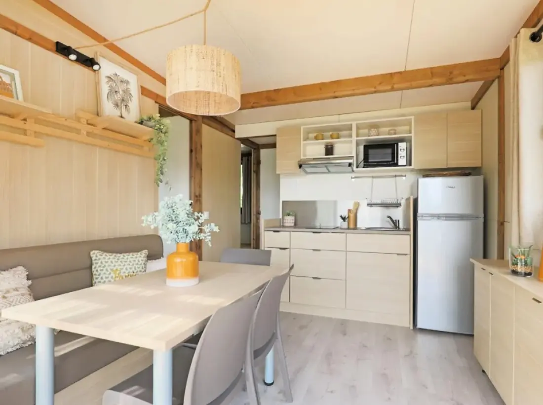 Camping Ushuaïa Villages Les Chalets de Moulière 2 étoiles★★
