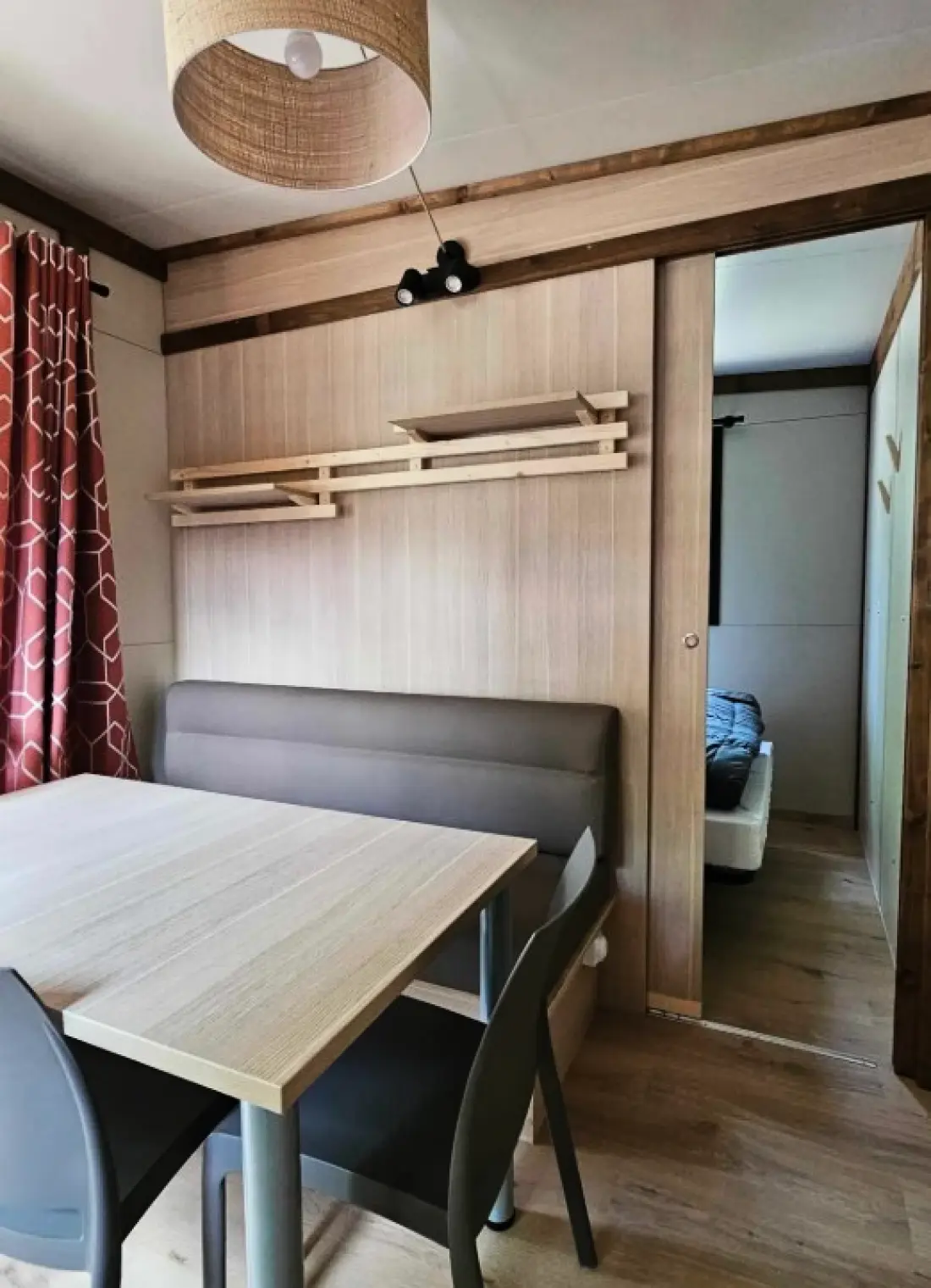 Camping Ushuaïa Villages Les Chalets de Moulière 2 étoiles★★