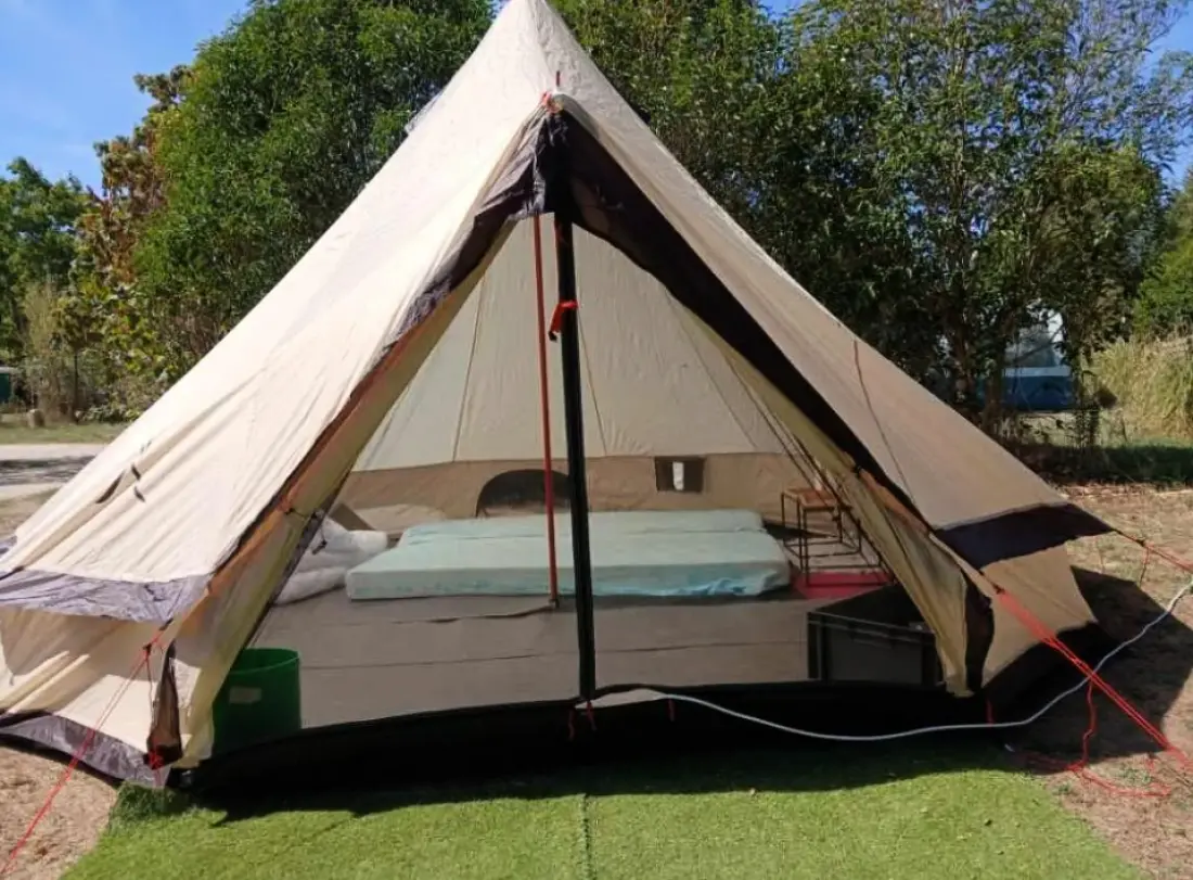 Camping Ushuaïa Villages Les Chalets de Moulière 2 étoiles★★