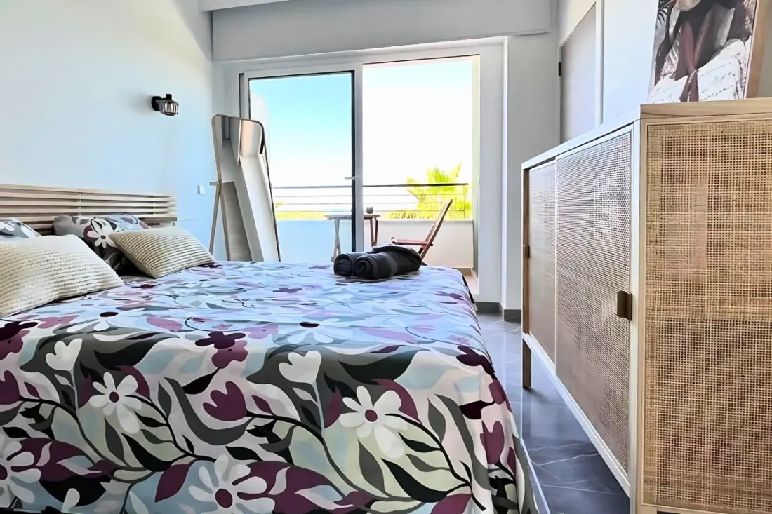 Superbe Penthouse : Piscines , Solarium équipé, Vue Panoramique