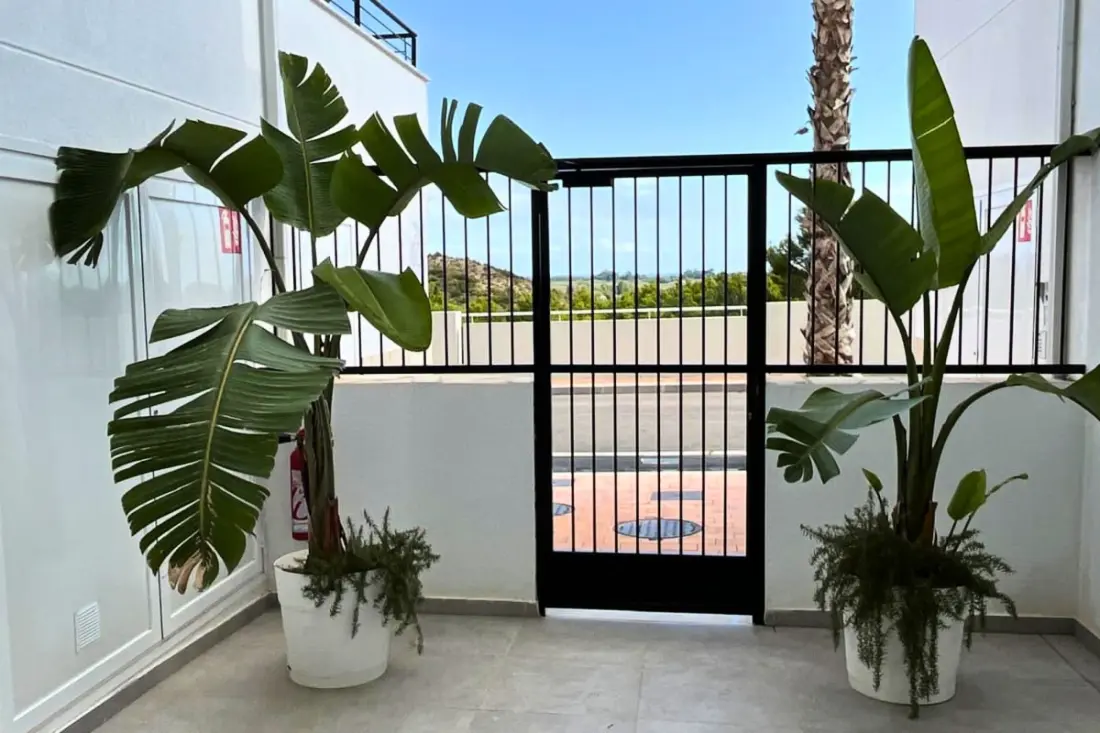 Superbe Penthouse : Piscines , Solarium équipé, Vue Panoramique