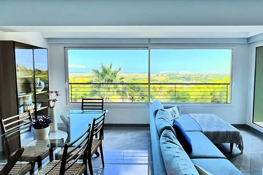 Superbe Penthouse : Piscines , Solarium équipé, Vue Panoramique