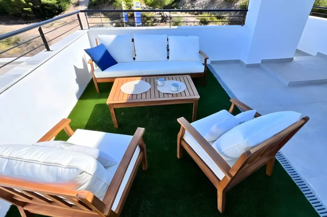 Superbe Penthouse : Piscines , Solarium équipé, Vue Panoramique