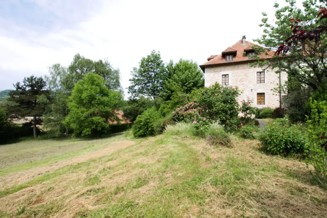 Maison De Charme Ancienne Entre Lacs Et Rhône