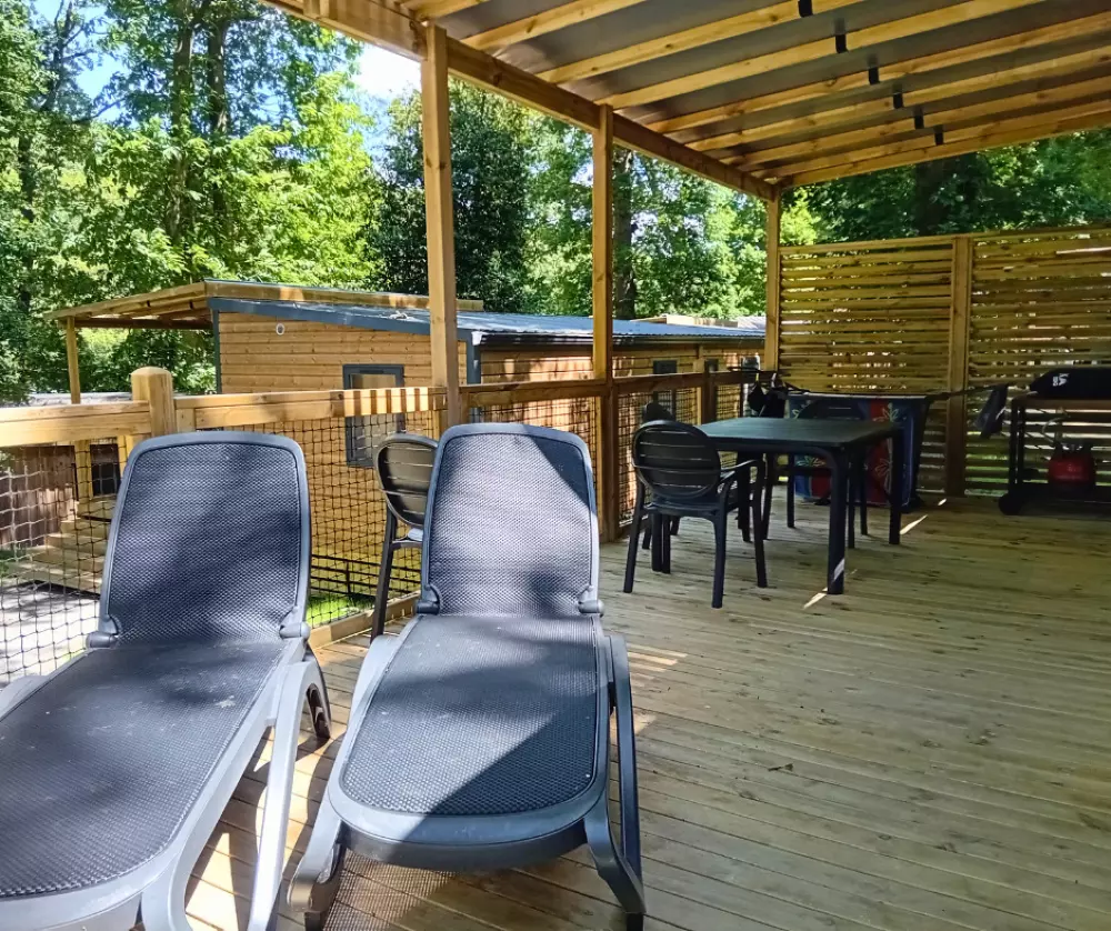 Flower Camping La Chênaie 3 étoiles★★★