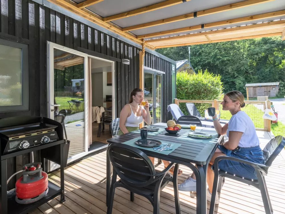 Flower Camping La Chênaie 3 étoiles★★★