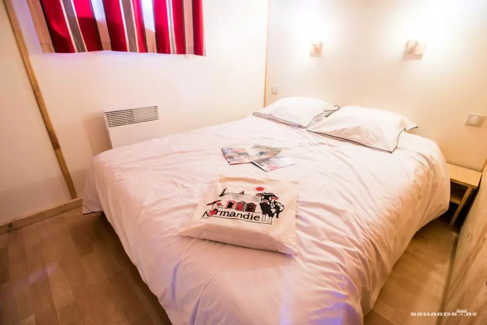 Flower Camping La Chênaie 3 étoiles★★★