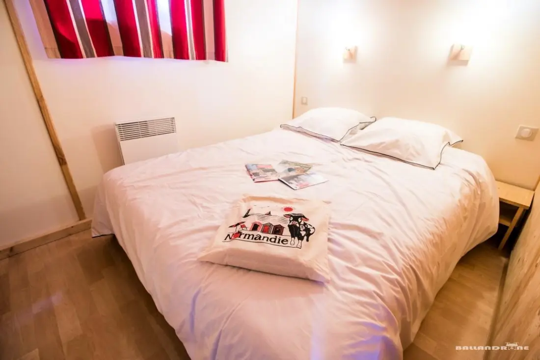 Flower Camping La Chênaie 3 étoiles★★★
