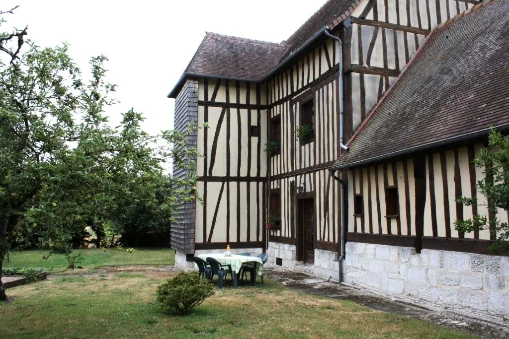 Gîte de France Gîtes de france® - manoir des méandres 2 épis
