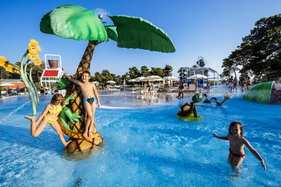 Camping Zaton Holiday Resort4 étoiles★★★★