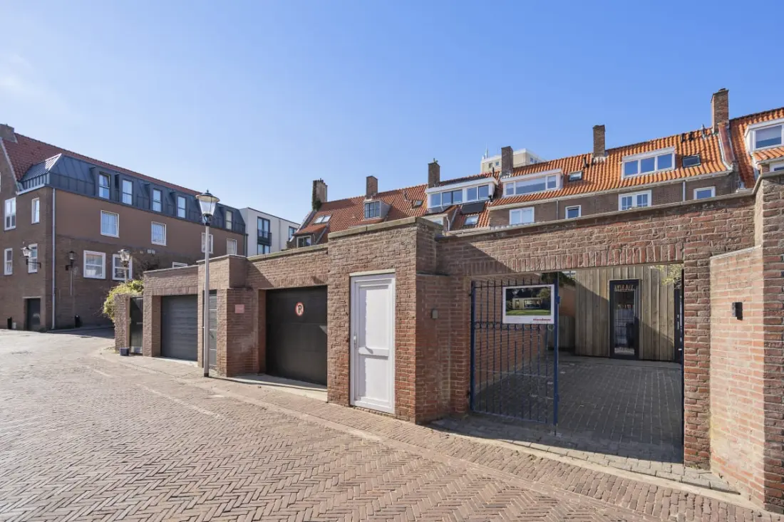 Family Garden Apartment | Patio, Parking Gratuit