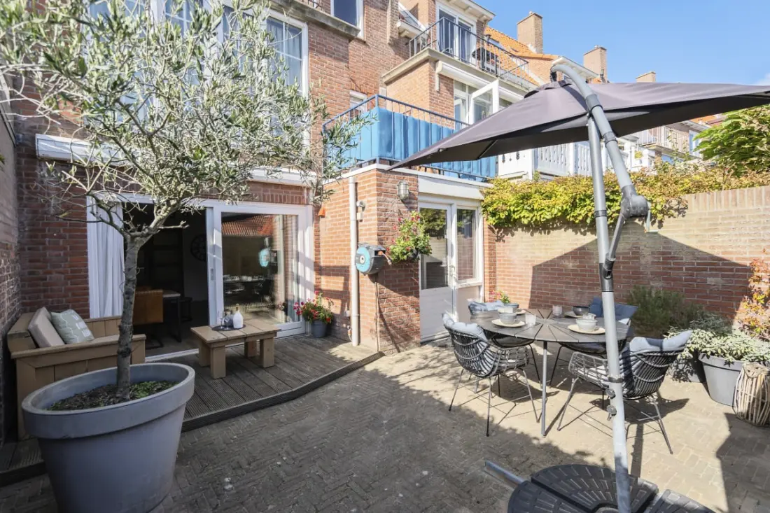 Family Garden Apartment | Patio, Parking Gratuit