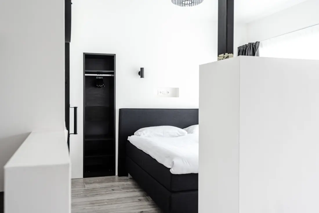Kings Square Studio Apartment