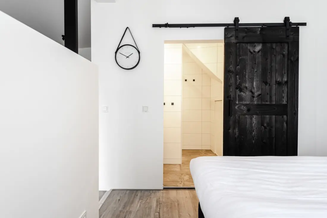 Kings Square Studio Apartment