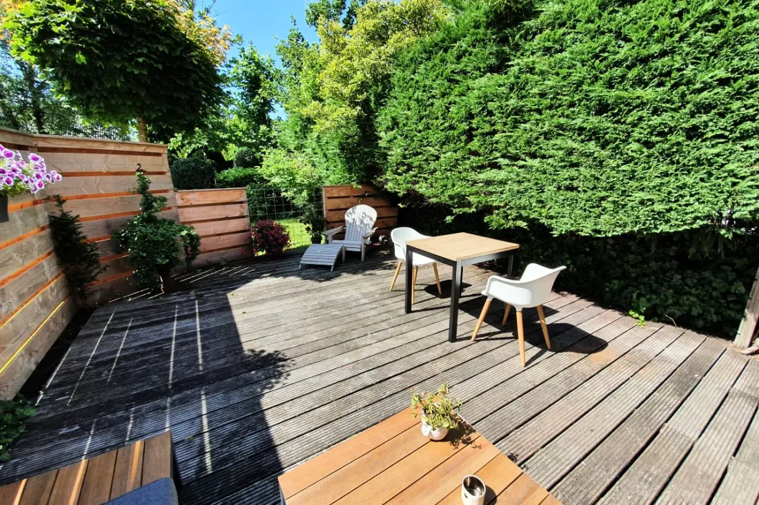 Luxury Garden View Apartment