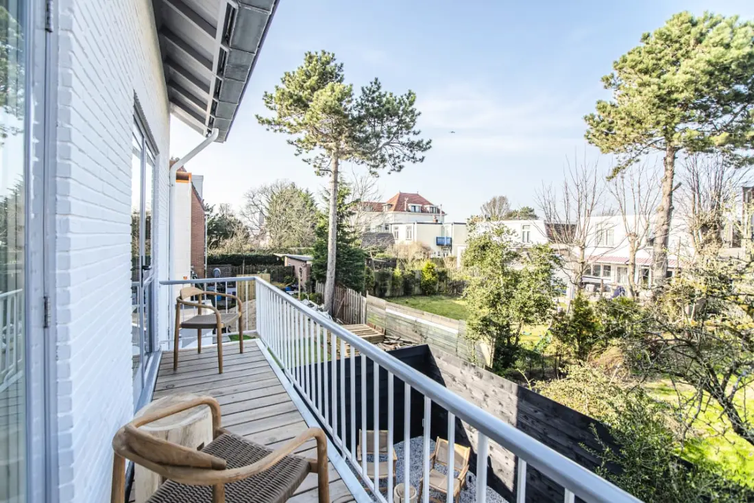 Marley’s Beachhouse - Luxury Guest Room With Balcony