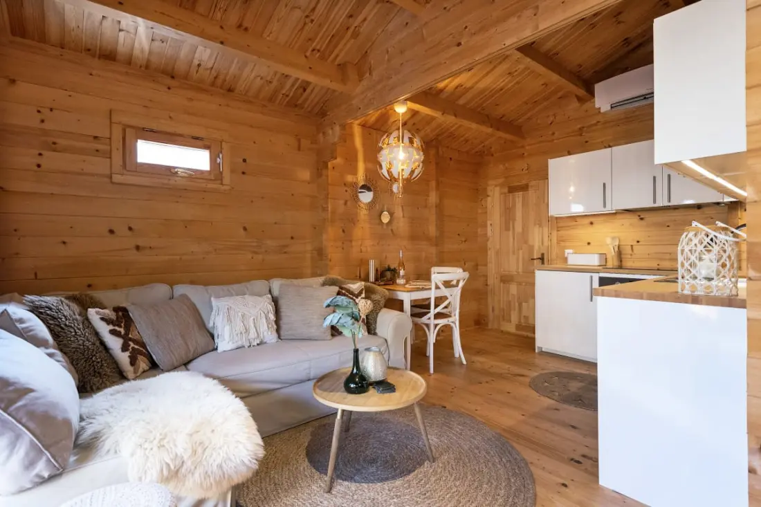The Sea Lodge