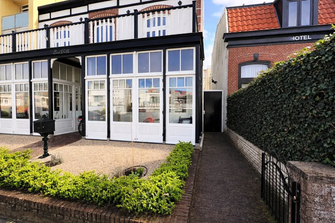 Villa Loft Apartment With Light Garden Room