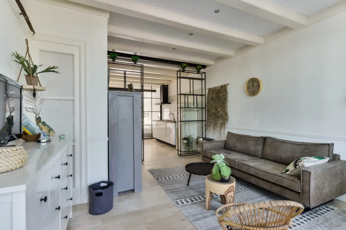 Villa Loft Apartment With Light Garden Room