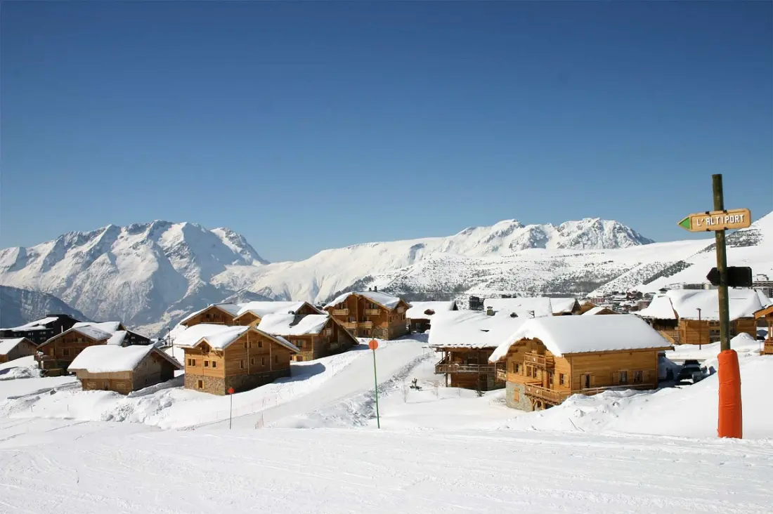 Les Chalets de l'Altiport