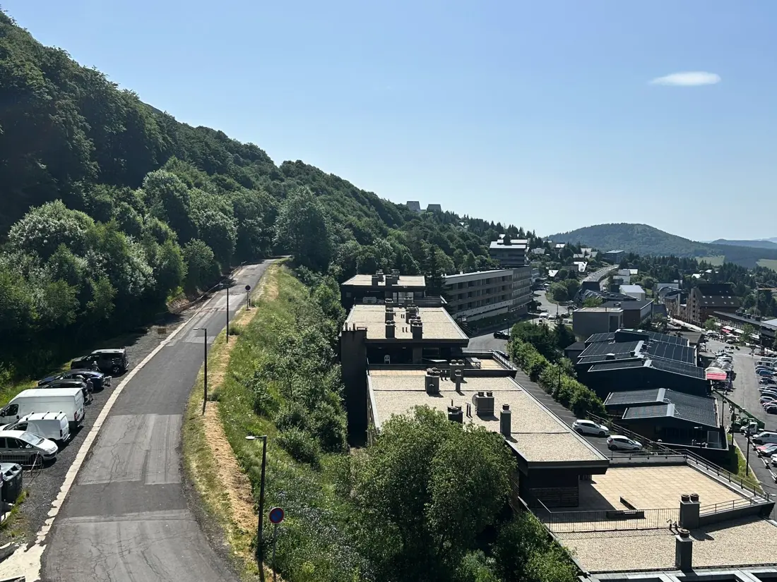 Location de Vacances Besse-et-Saint-Anastaise 9