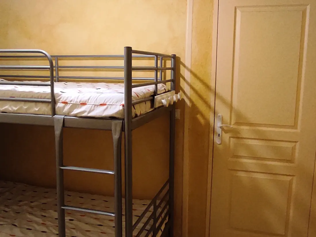 Location de Vacances Besse-et-Saint-Anastaise 9