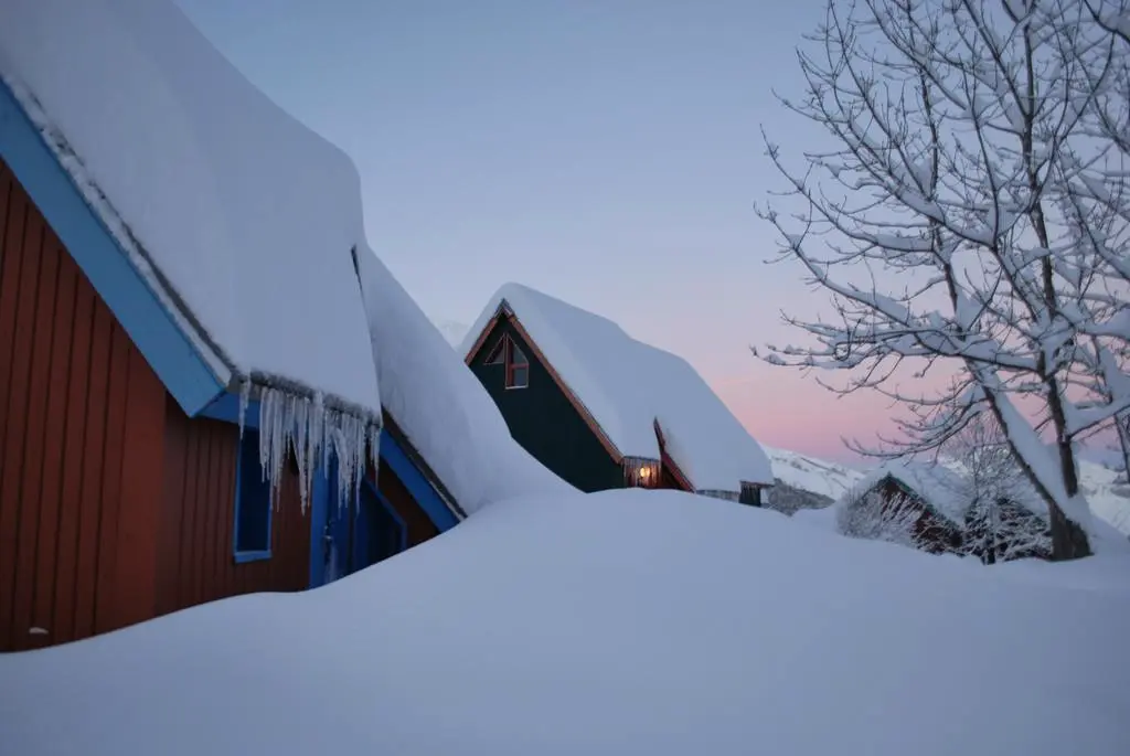 ISKÖ BaseCamp & Hôtel