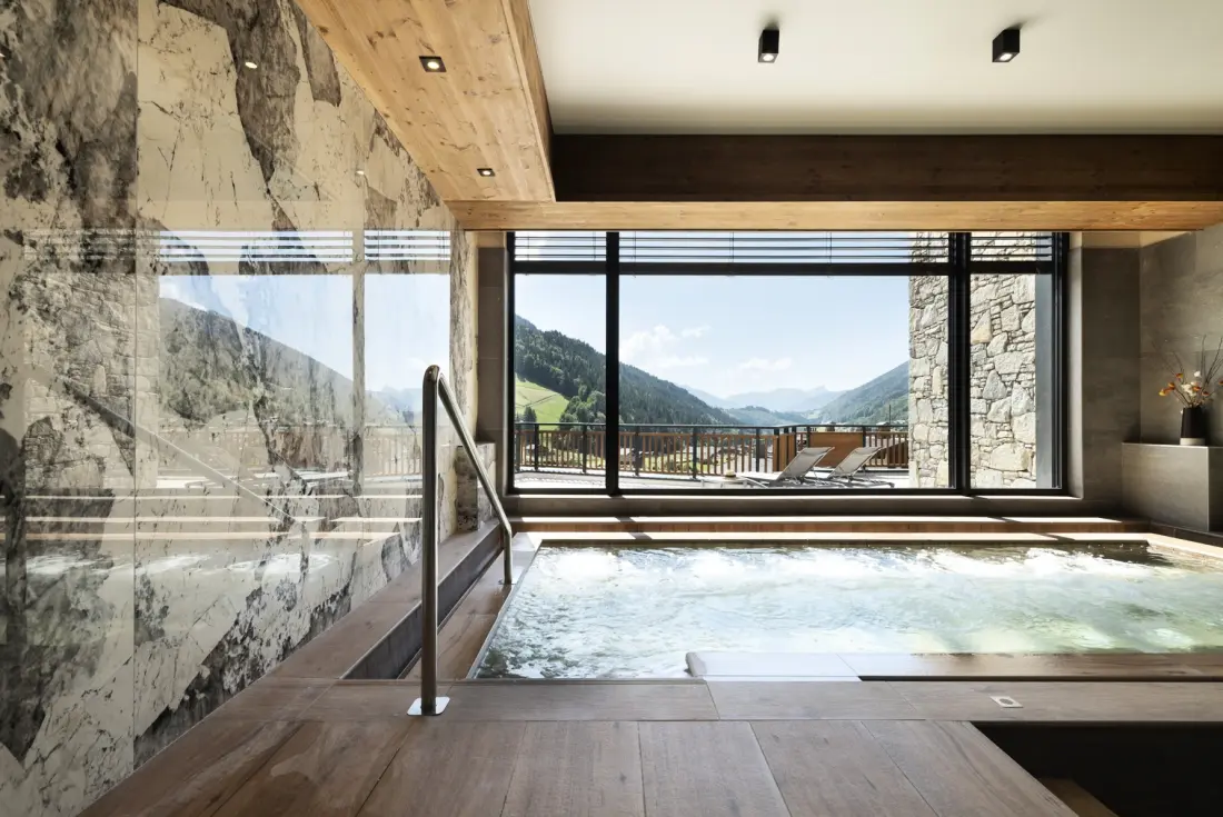 MGM Hôtels & Résidences - Résidence Chalets de Joy 5 étoiles★★★★★