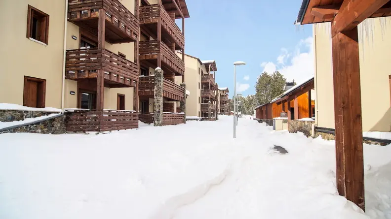 Résidence Vacancéole Les Chalets de l'Isard 3 étoiles★★★