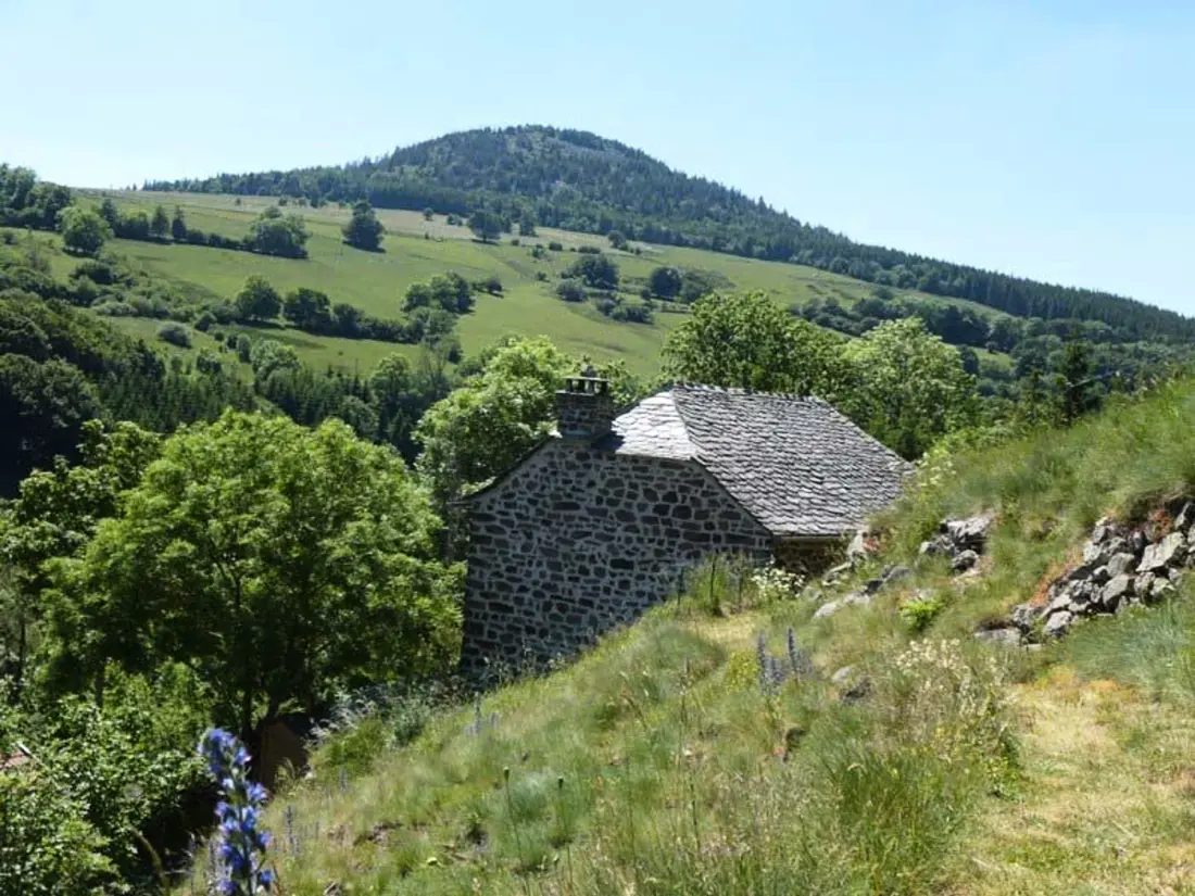 Maison de Vacances Les Estables 3