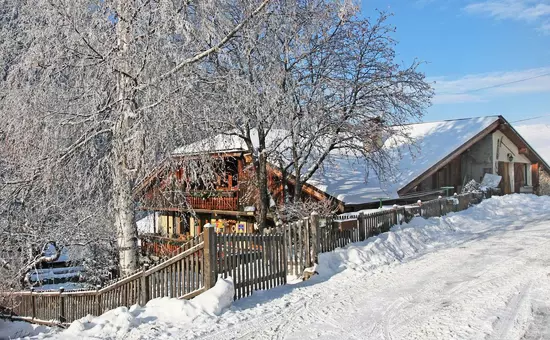 Claudes Chalet
