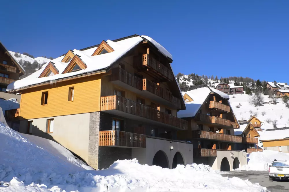 Les Chalets De Praroustan