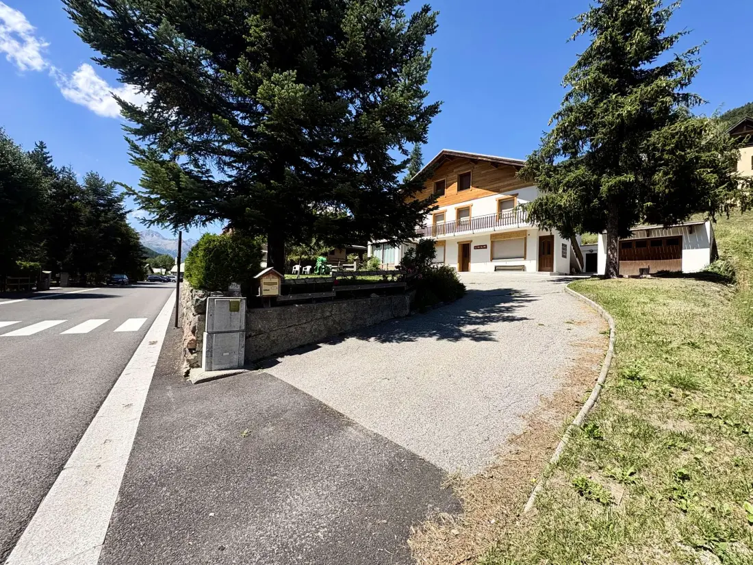 Résidence Appt Dans Maison 756 Rue De La Guisane 0