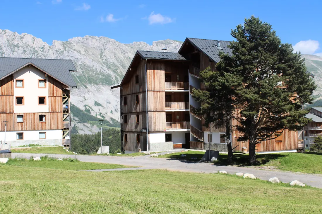 Les Chalets De Superd Dauphinelle