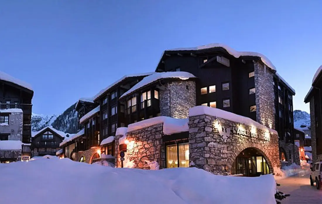 Hôtel Latitudes L'Aigle Des Neiges