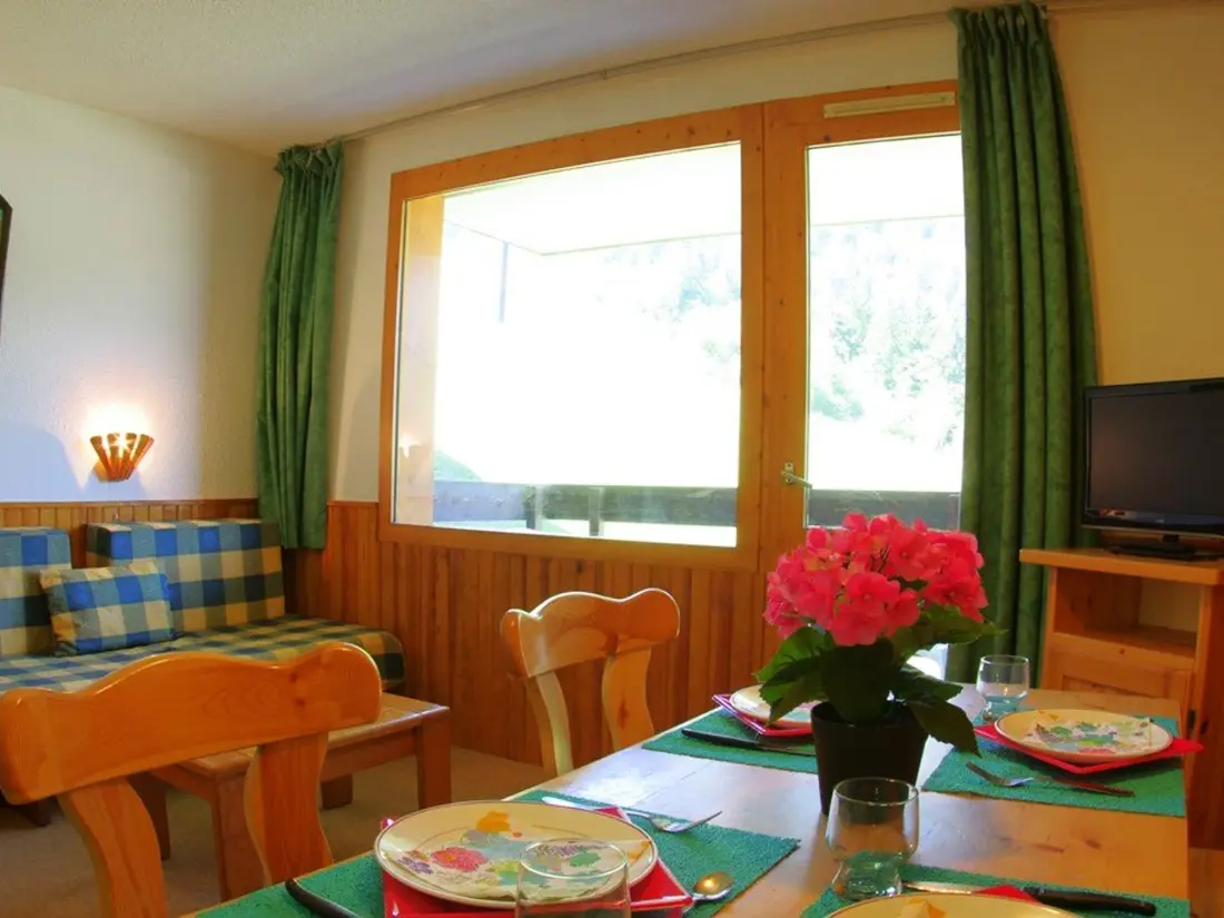 Location de Vacances VALMOREL 57